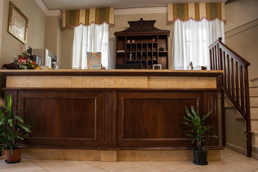 Hotel San Nilo 罗萨诺 外观 照片